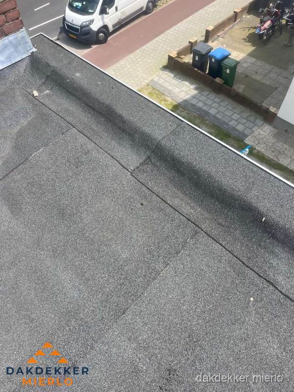 Kosten dakisolatie: plat dak met bitumen dakbedekking in Mierlo Kosten dakisolatie: plat dak met bitumen dakbedekking in Mierlo